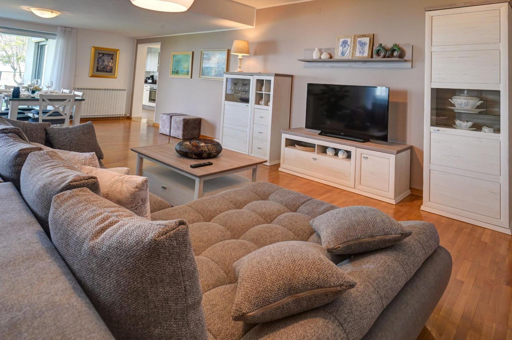 Apartma Bellavista Izola Exteriör bild
