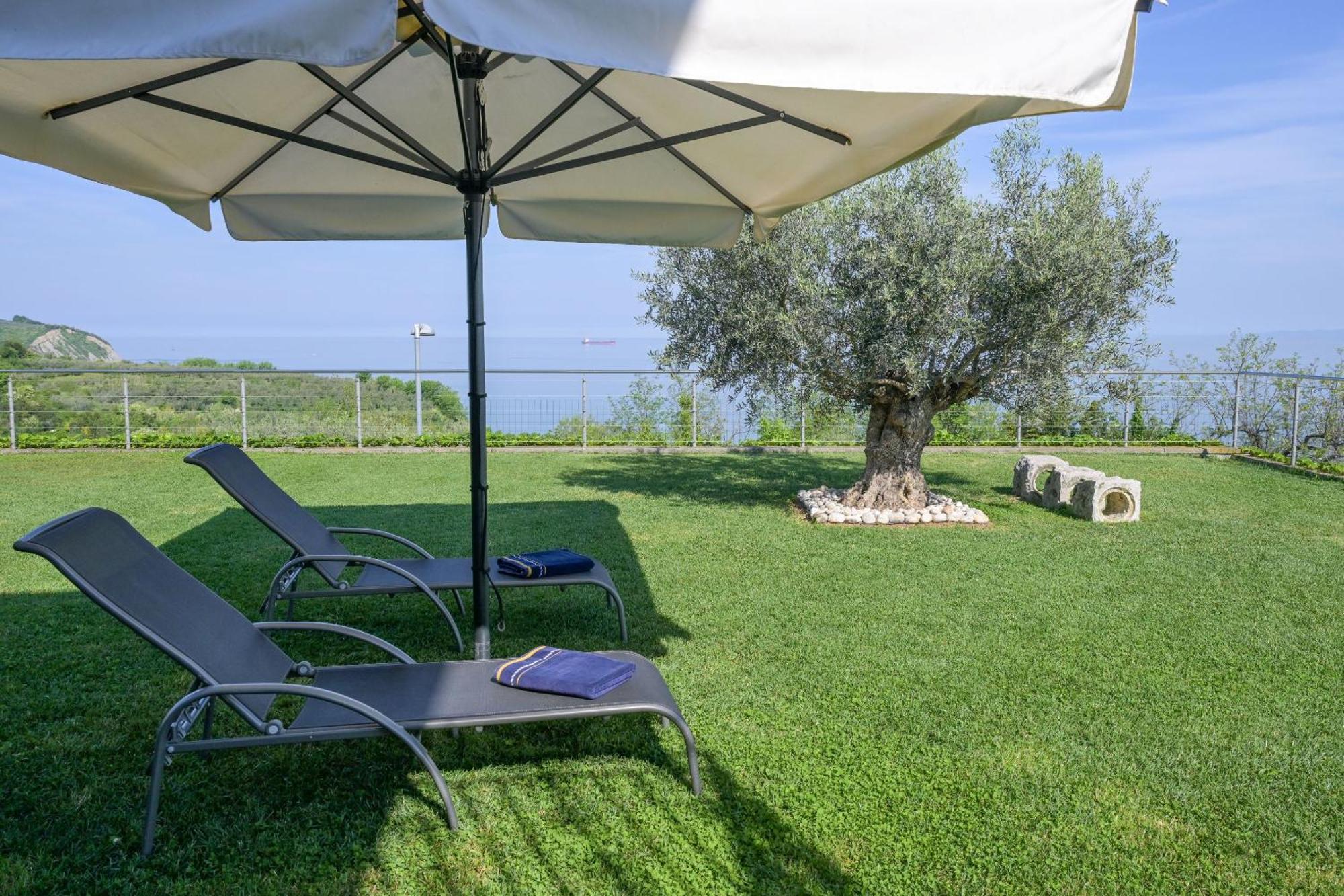 Apartma Bellavista Izola Exteriör bild