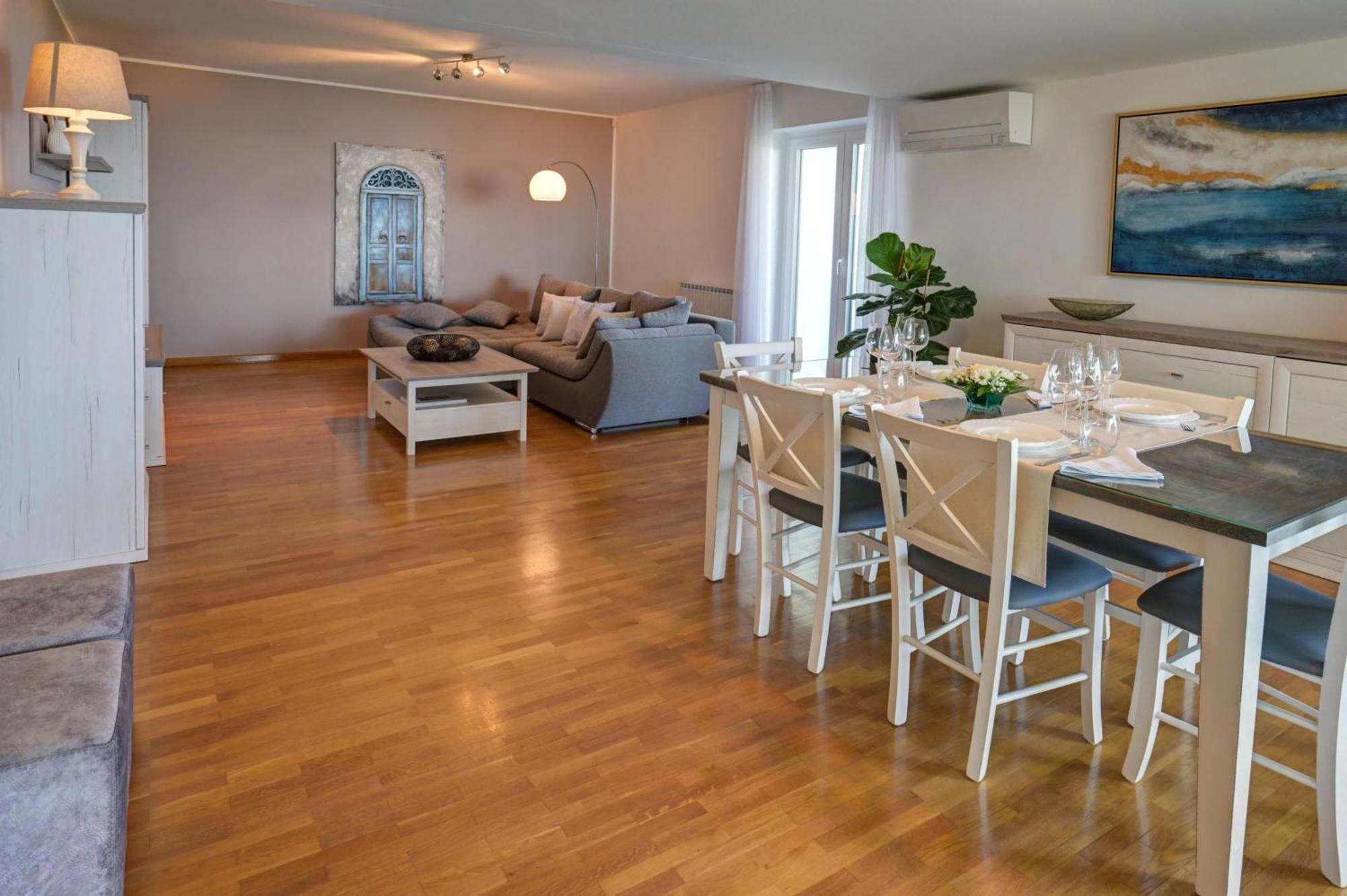 Apartma Bellavista Izola Exteriör bild